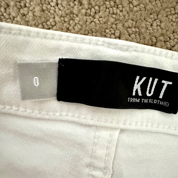 Kut from the Kloth Jane High Rise Jean Short - Picture 3 of 4